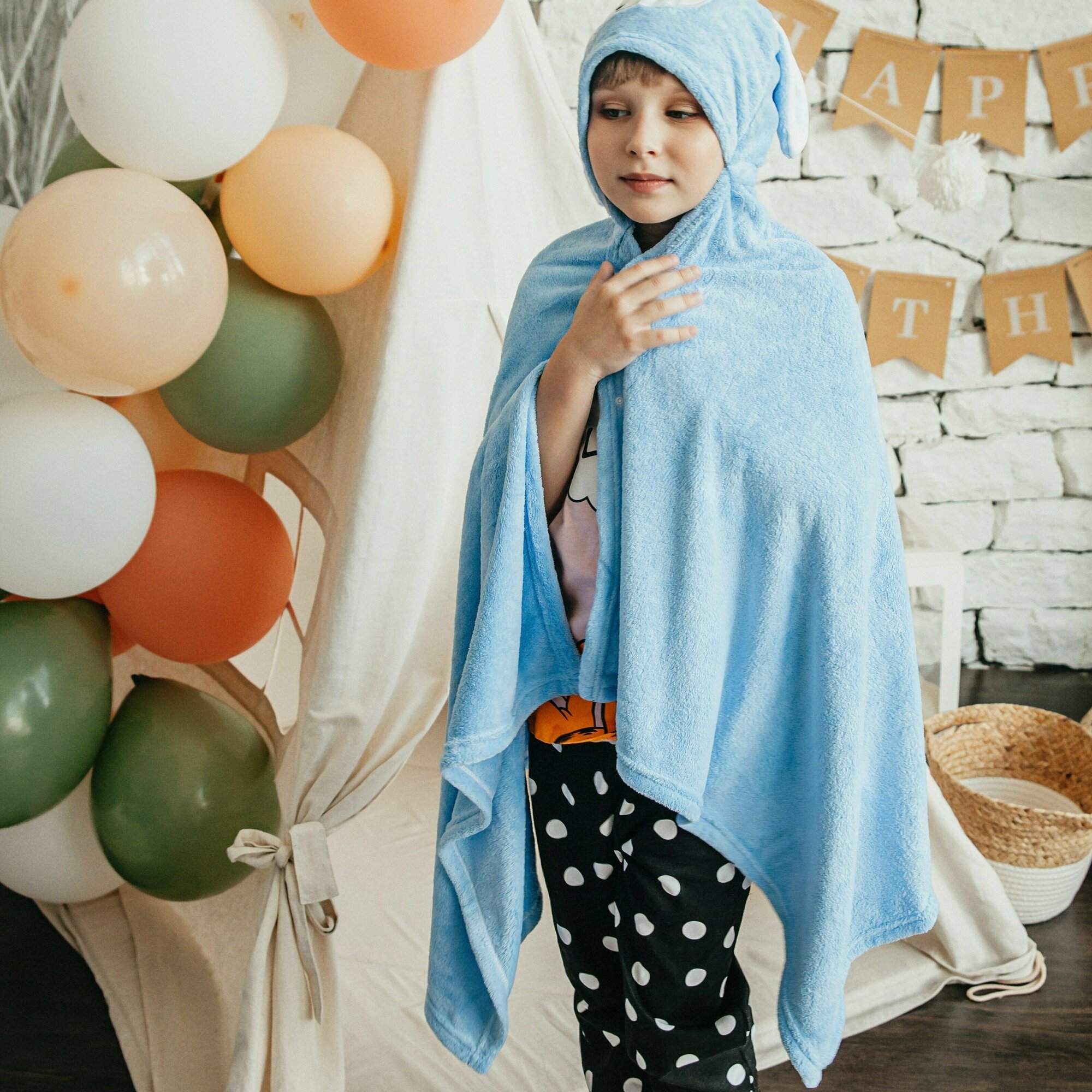 фото Полотенце- пончо с капюшоном