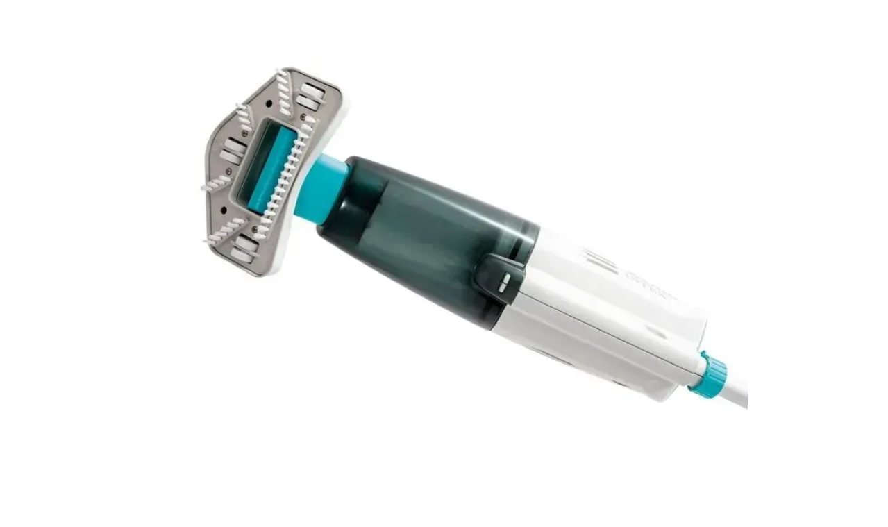 28626 Intex Вакуумный пылесос аккумуляторах с ручкой 2,39м - фотография № 11