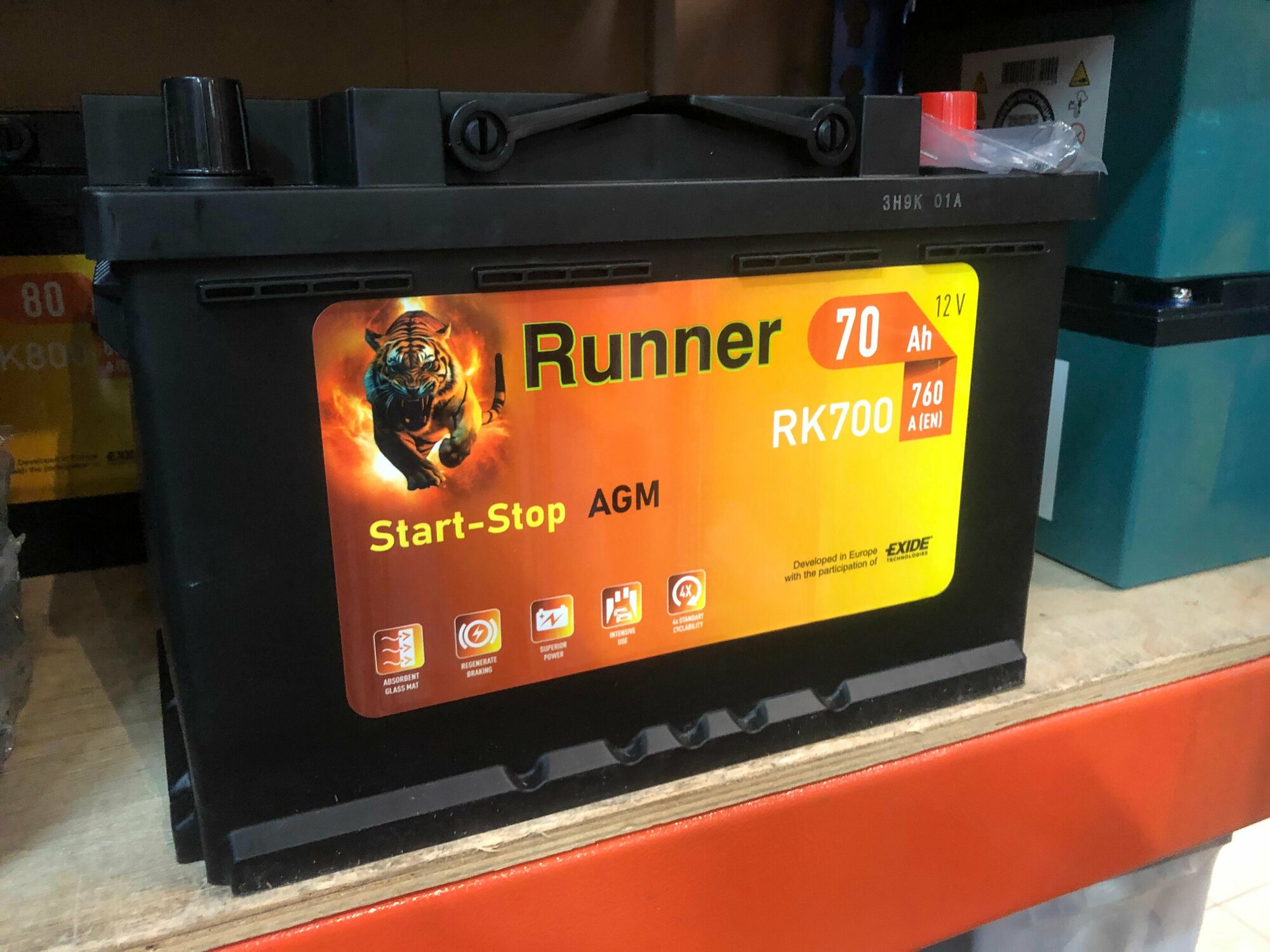 Аккумулятор Runner AGM 70Ач обратная полярность RK700