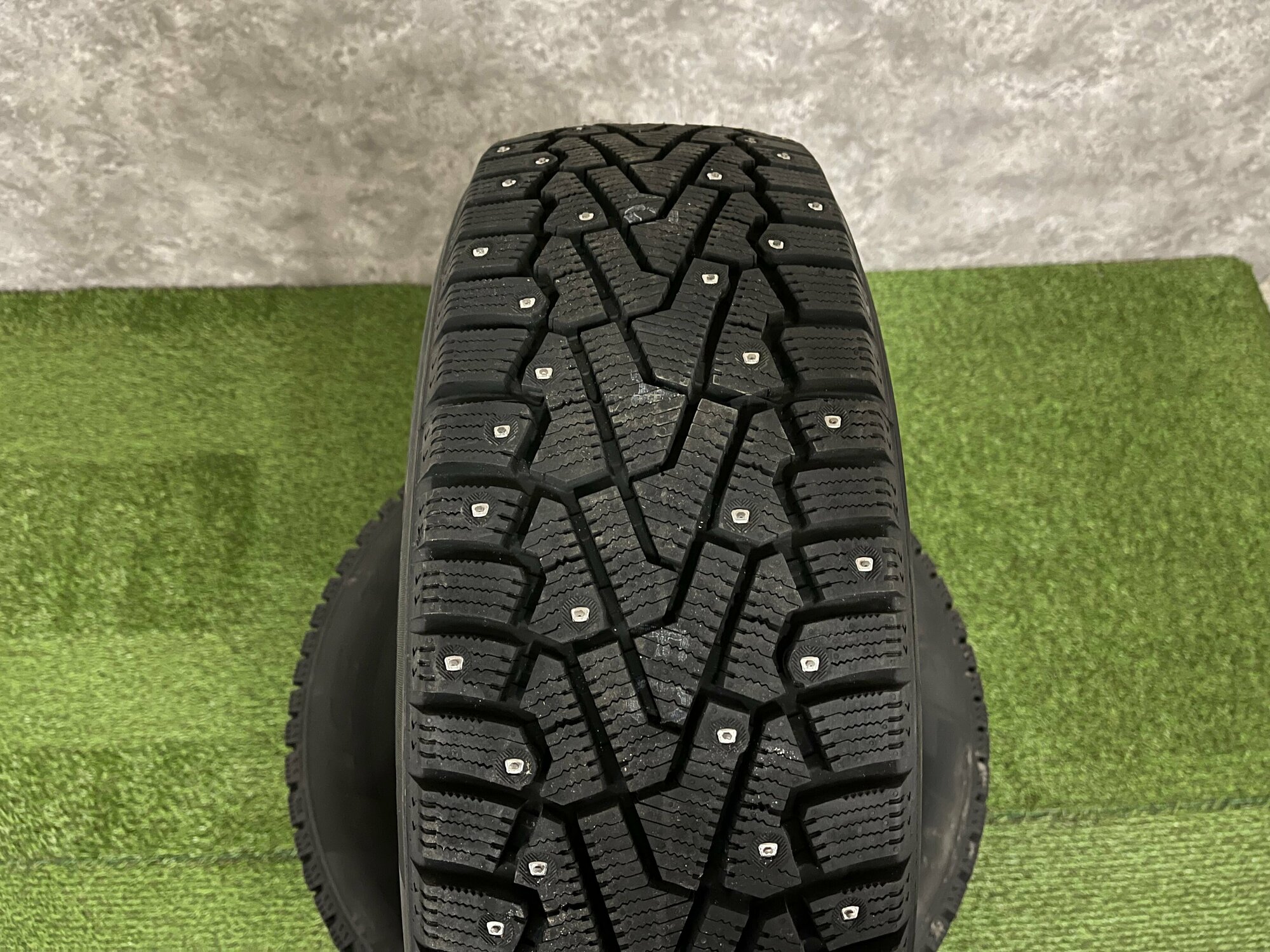 Pirelli Winter Ice Zero 185/60 15 88 T