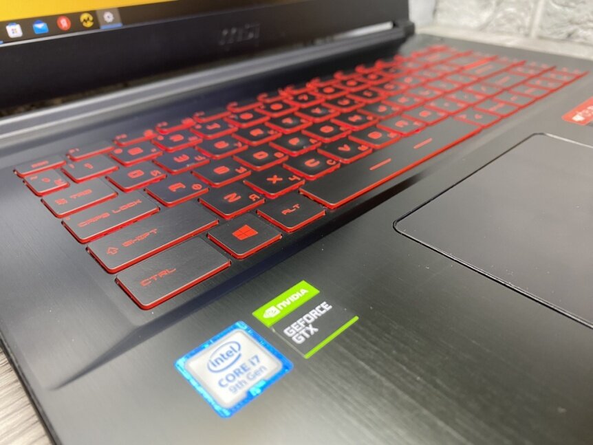 15.6 Ноутбук MSI GF63 на Intel Core i7-9750H — фото 1