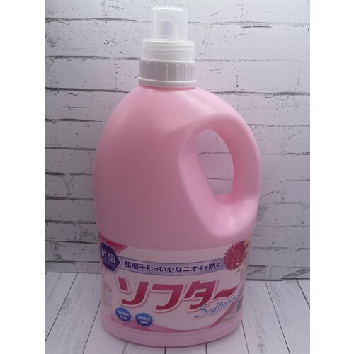 Kaneyo Softener Кондиционер для белья антибактериальный с ароматом цветов 2500 мл 1365₽