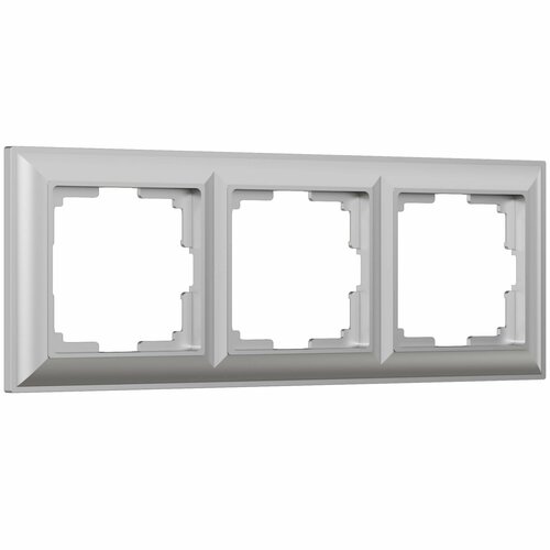 рамка стеклянная 3 поста werkel favorit wl01 frame 03 w0031117 дымчатый WERKEL Fiore WL14-Frame-03 Рамка серебряный на 3 поста