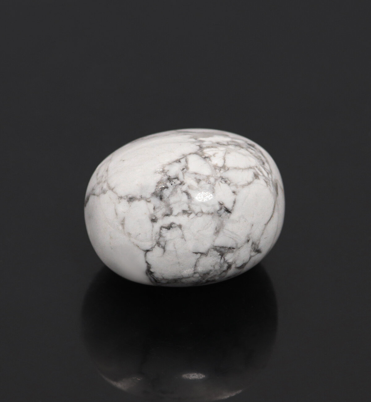 Камень натуральный "Говлит", галтовка (10-15 г, 20-25 мм)