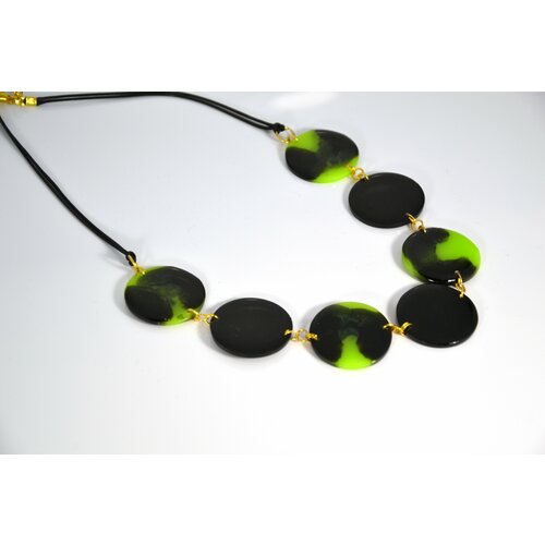 Бусы Карамба длина 50 см зелeный 2250₽