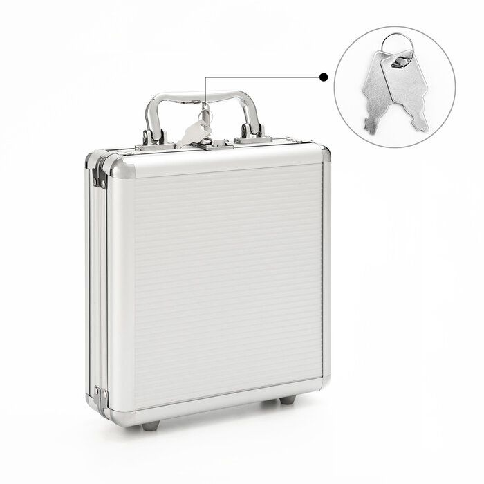 фото Металлический кейс, 21 х 21 х 6.5 см