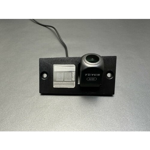 Камера заднего вида Teyes AHD для Kia Sportage 2 Киа Спортейдж 2 2004 - 2010 2490₽