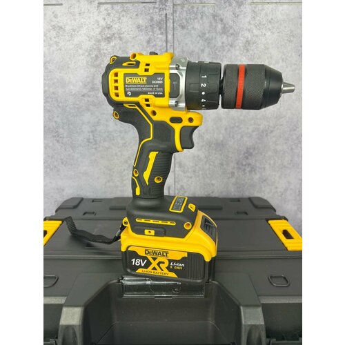 Аккумуляторный бесщеточный шуроповерт 18В 2 батареи 2Ач кейс 890000₽