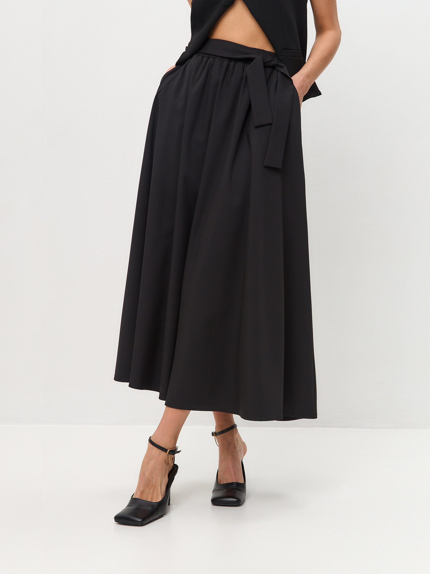 Юбка макси в пол на резинке с карманами