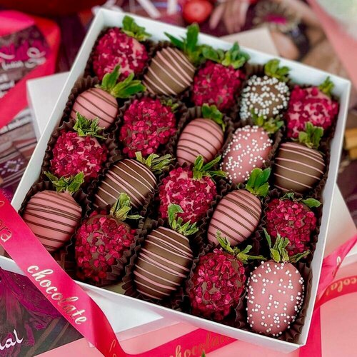 Изображение товара Подарочный набор для женщин. В наборе 16-24 шт. Премиум шоколад. N2002