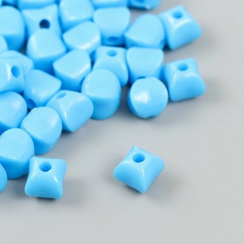 Бусины для творчества пластик Кубик со сплющенными краями синий набор 25-30 гр d=0,8 см, 2 штуки
