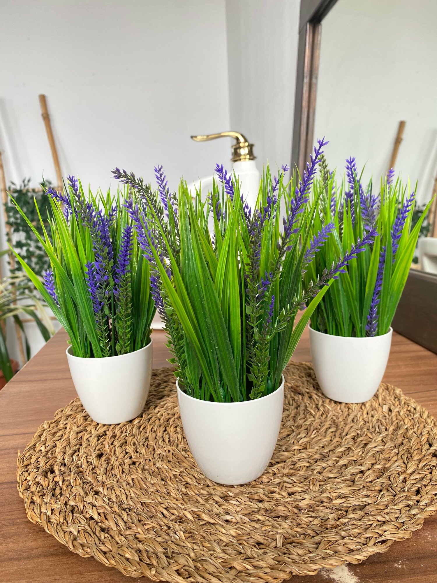 Искусственные цветы для декора в горшках, трава осока и лаванда в кашпо, 1 шт.