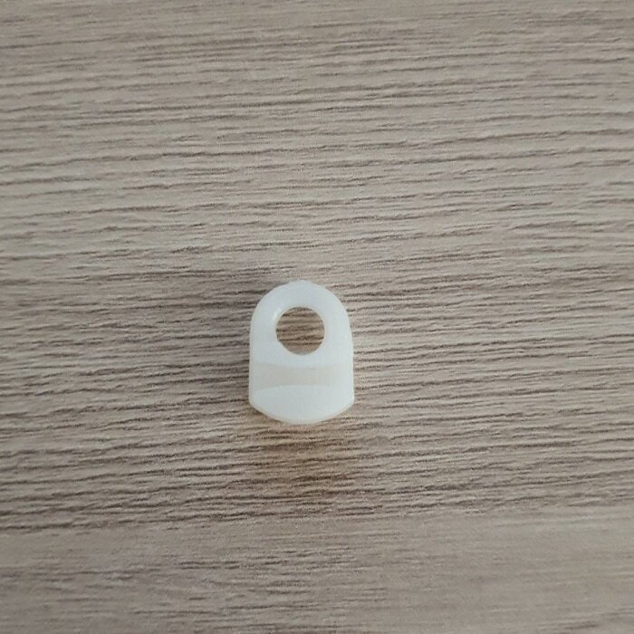 фото Бегунок 02 для алюминиевых карнизов 50 шт