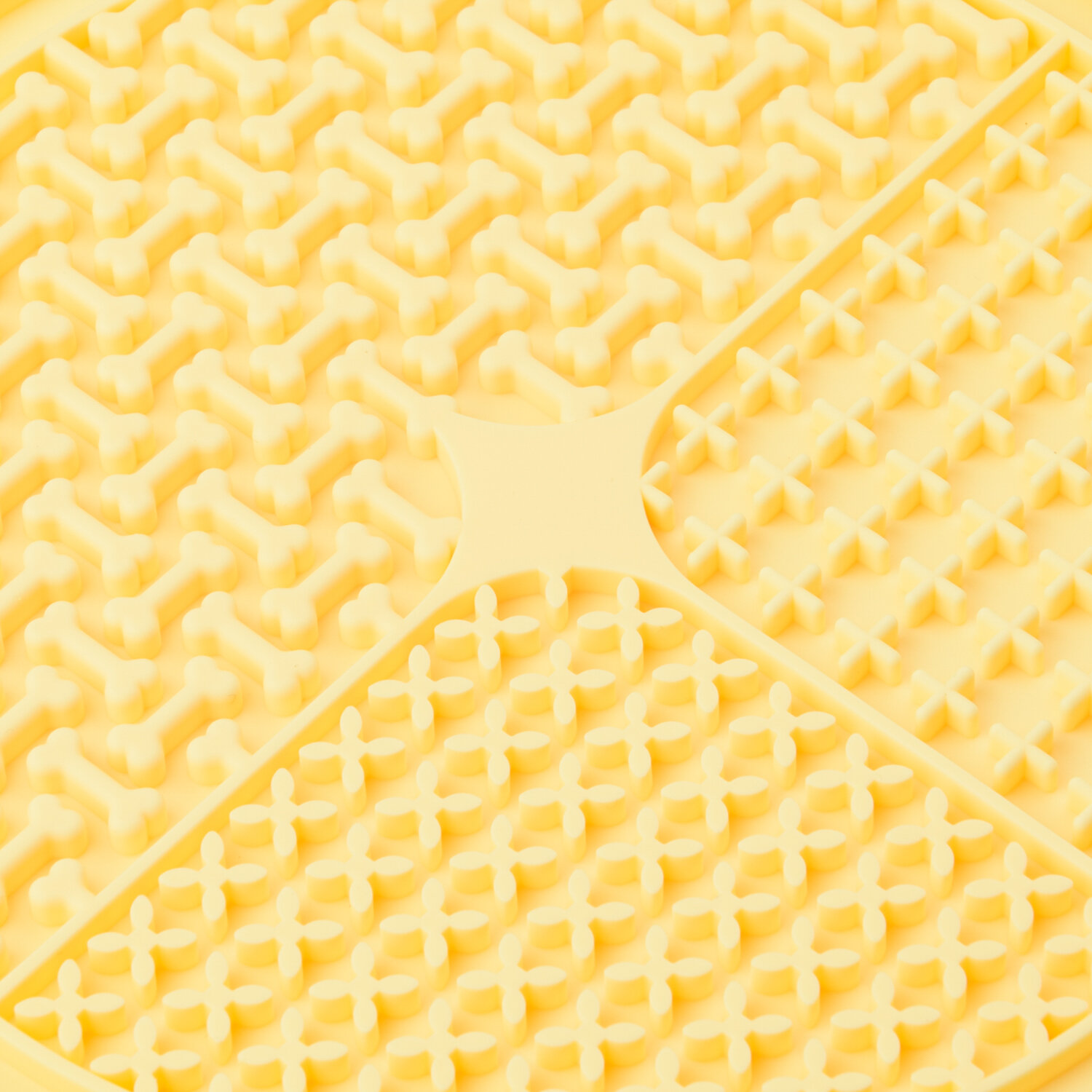 Лизательный коврик Mr.Kranch для медленного поедания силиконовый диаметр 20 см желтый с лопаткой Mr.Kranch 4630147177912 - фотография № 7