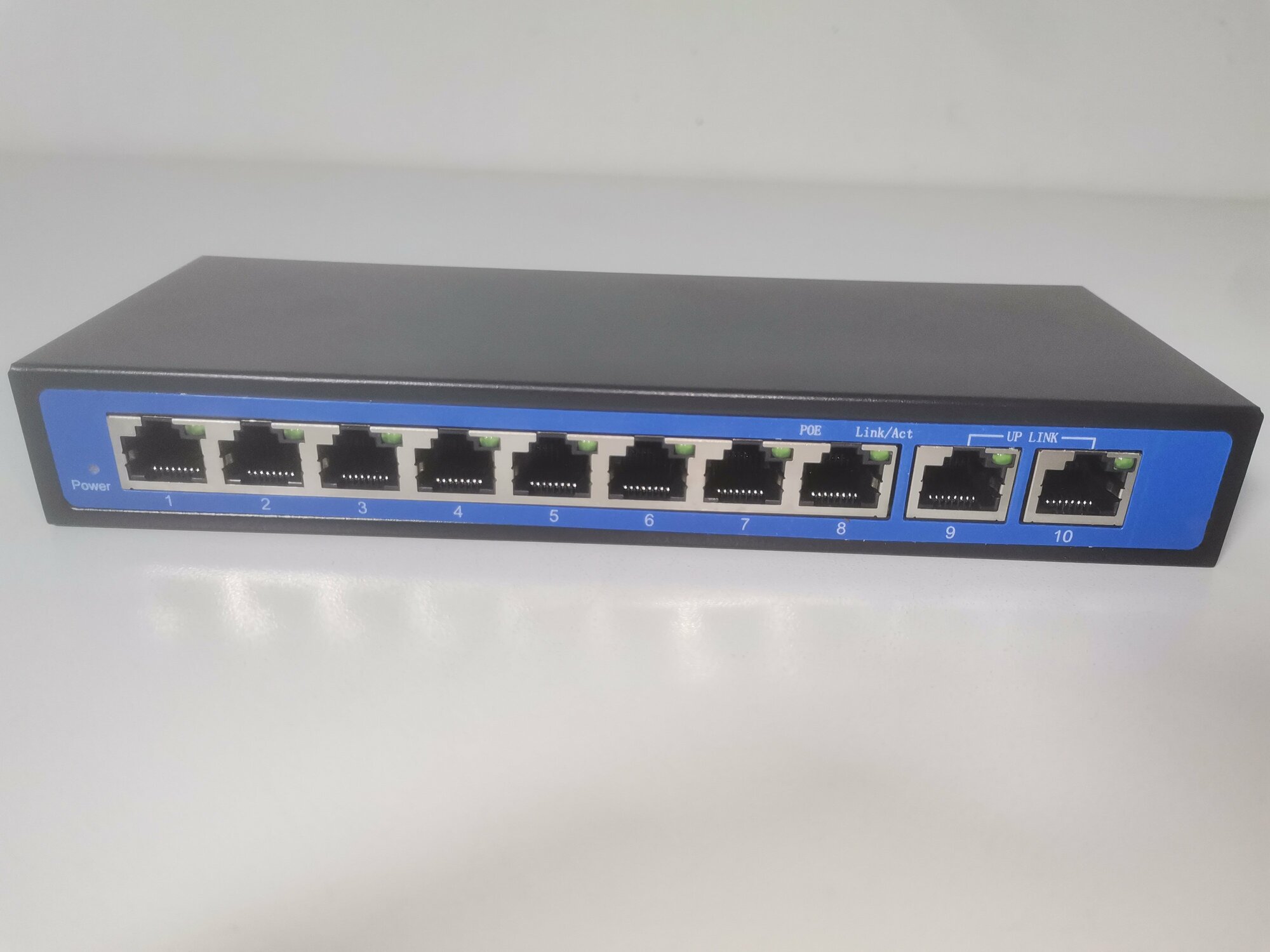 Коммутатор POE switch 12-55V 2+8 портов (8 РоЕ + 2 Uрlink 100мбит/с) без бп ПоЕ свитч