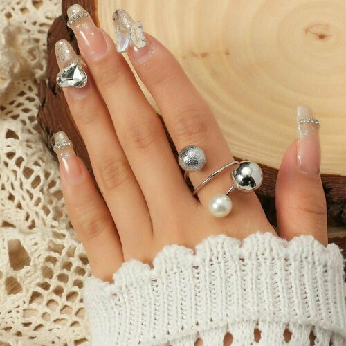 Кольцо плетеное, жемчуг имитация, безразмерное, белый, серебряный кольцо плетеное жемчуг имитация безразмерное белый серебряный