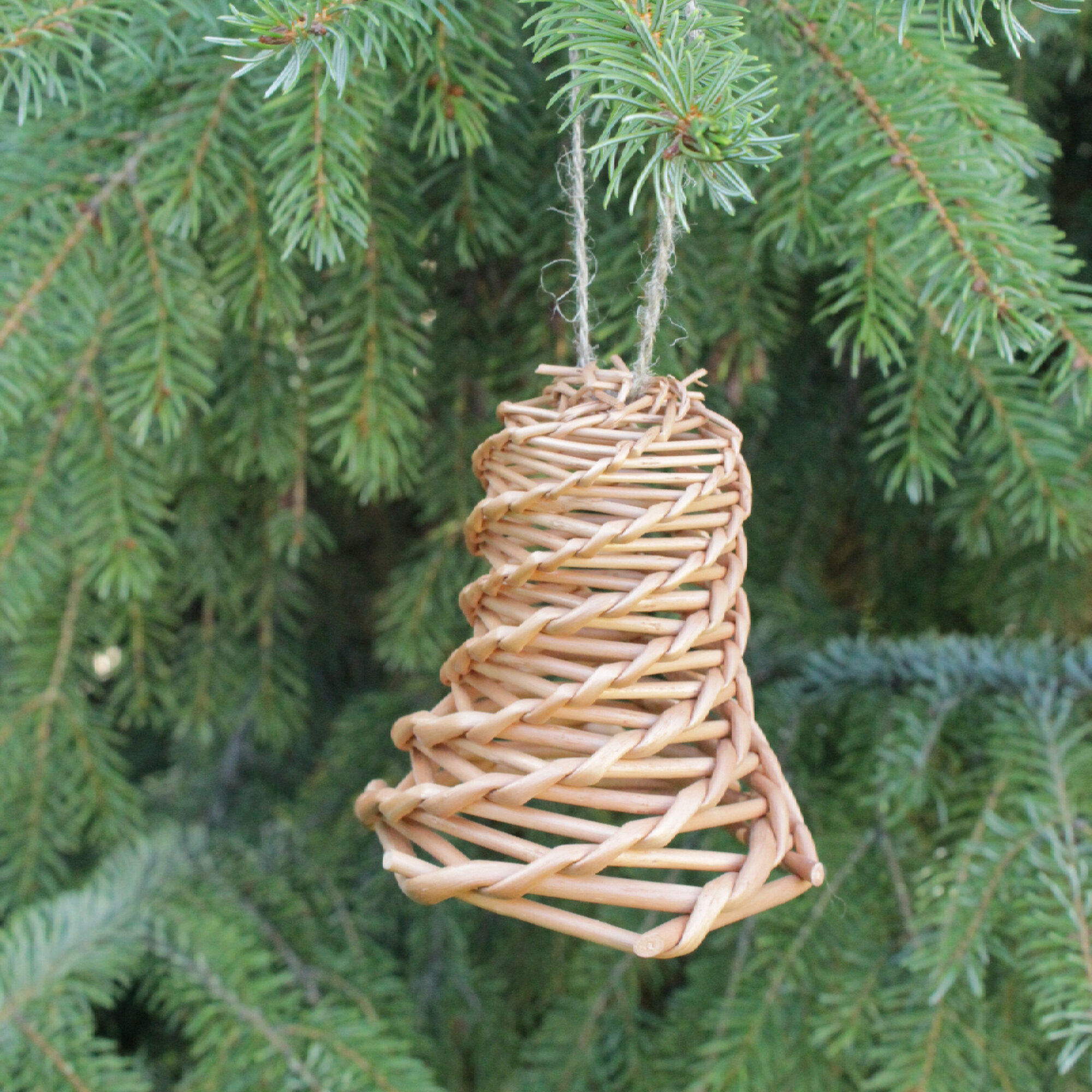 Колокольчик плетеный Балтийская лоза  ручная работа  витое плетение 