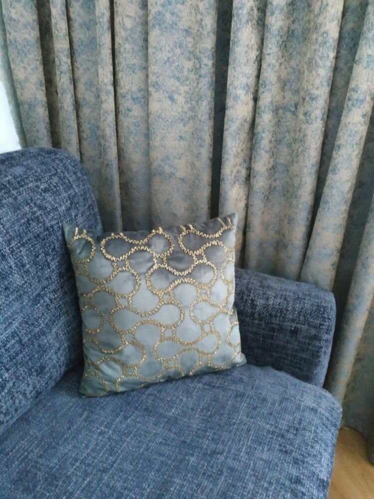 Подушка декоративная с бисером "Восьмерки" синяя (70SW-20507) Garda Decor - фото №3