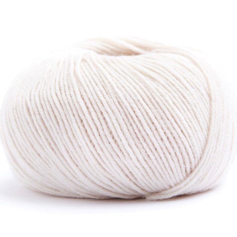 Merida  Мерида  пряжа Lamana  50  шерсть мериноса сверхлегкая  25  шелк  25  полиамид   50г 200м  00  natur  натуральный   молочный 