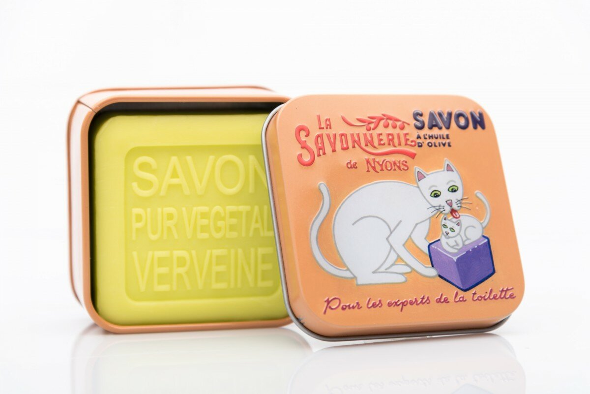 Туалетное парфюмированное мыло: с вербеной в металлической коробке Белый кот 100 гр. (La Savonnerie de Nyons, Франция)