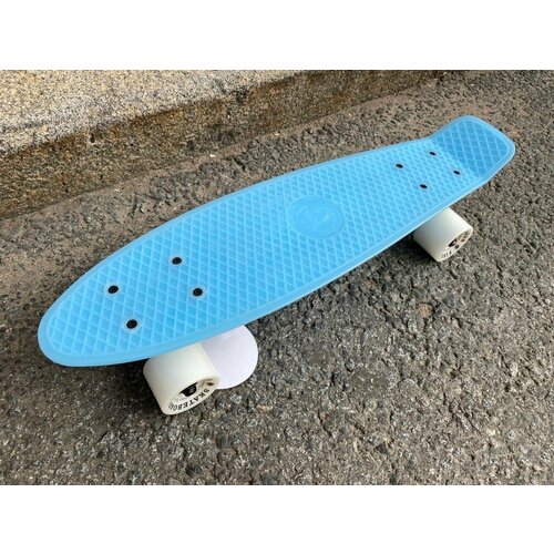 фото Мини-круизер fish board 22" голубой на белых колесах светится в темноте fish skateboards
