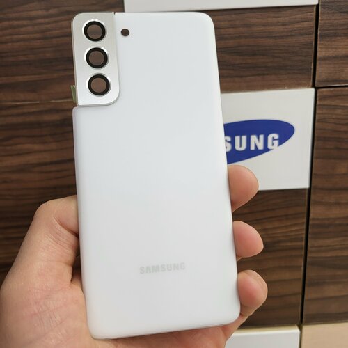 Крышка для Samsung S21 - задняя панель премиум качество (белого цвета)
