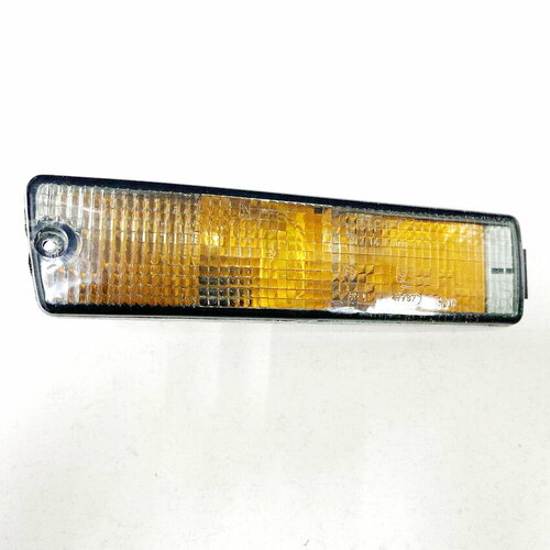 Cosmos 5220181 Указатель Поворота Передний Прав. В Бампер Vw Golf-Ii/Jetta Ii 90-92 Темный (Vag 191 953 156 C) COSMOS арт. 52.