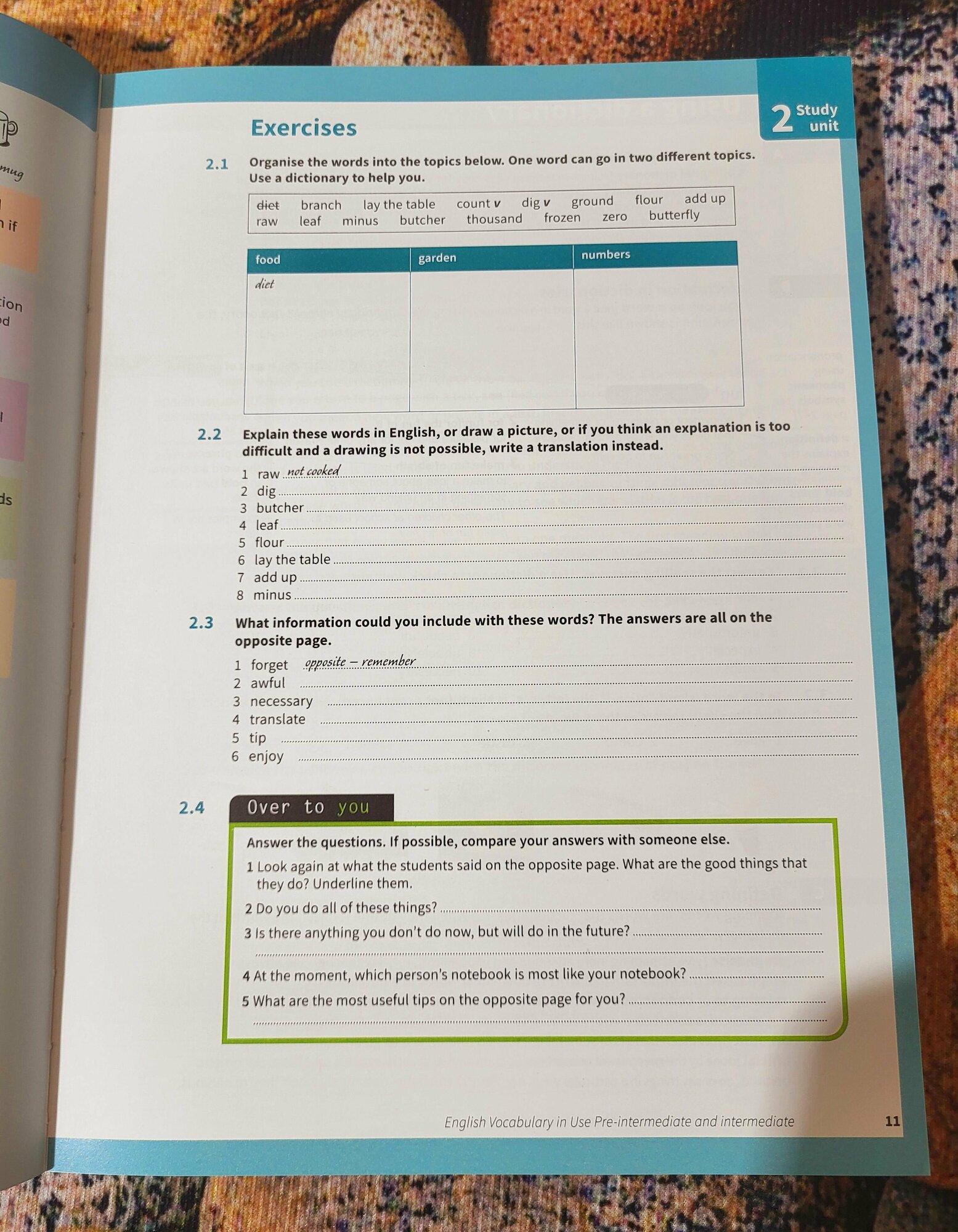 Stuart Redman "English Vocabulary in Use Pre-intermediate and Intermediate Book with Answers: Vocabulary Reference" мелованная - фото №9