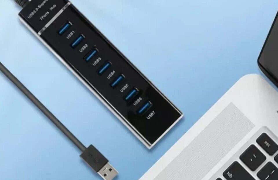 Концентратор USB HUB 7xUSB 20 F в USB 30