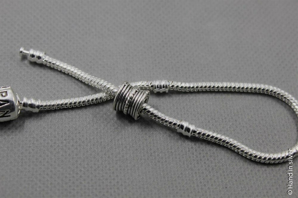 Шарм Handinsilver ( Посеребриручку ), металл