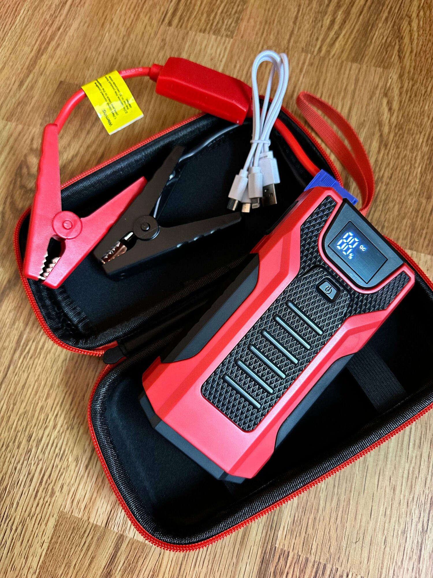 Пусковое устройство 16000mAh 1200A. Jump starter. Powerbank