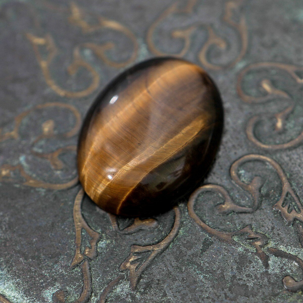 Кабошон натуральный камень тигровый глаз 1 шт, размер 35x25x8 мм, цвет коричневый / для украшений / для рукоделия