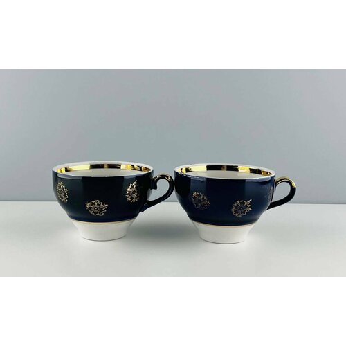 Набор винтажных чайных чашек 