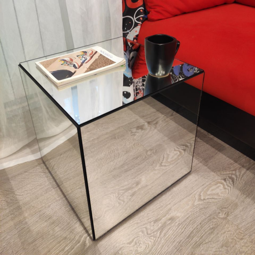 Столик зеркальный на скрытых колесиках, 41х41х42 см