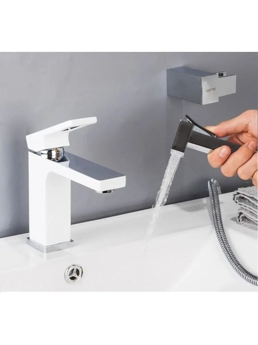 Смеситель для раковины с гигиеническим душем Gappo G1017-1, латунь, белый/хром — фото 1