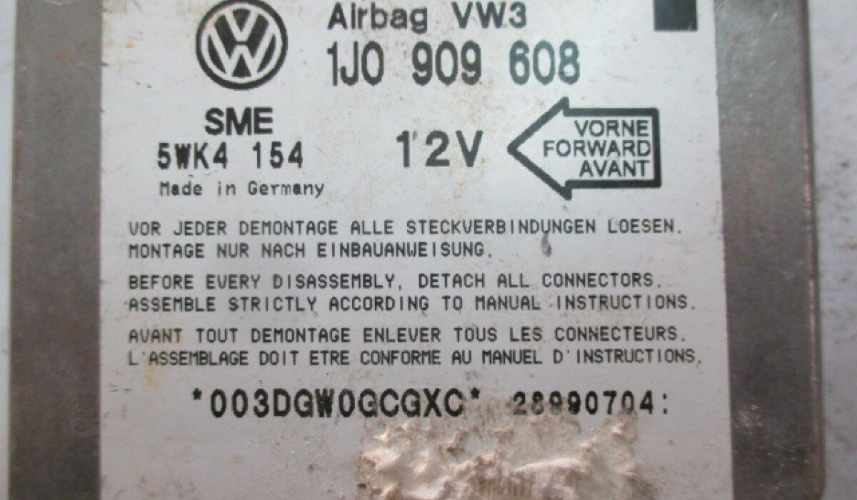 Блок управления AIR BAG Octavia Tour (A4 1U-) Skoda 1J0909608