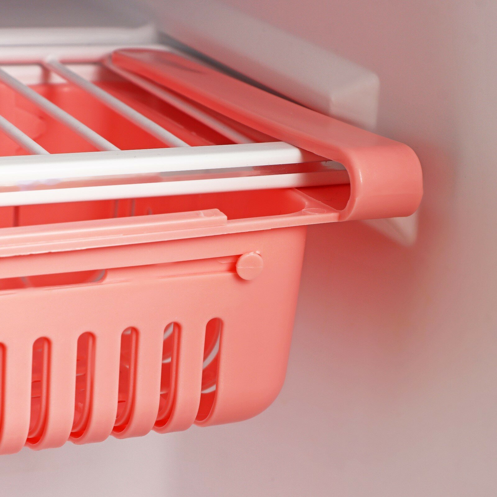 Полка подвесная в холодильник, раздвижная 28×16,5×8 см, цвет микс