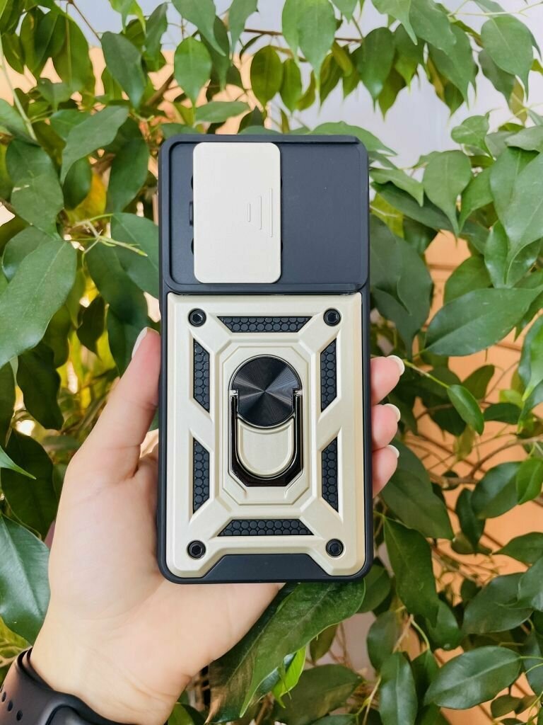Чехол противоударный для Infinix Note 30 Pro / Инфиникс Ноте 30 Про с защитой камеры armors (Золотой) — фото 1