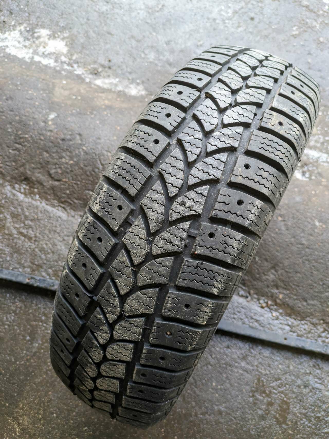 185/65 R15 92T Kormoran Stud Extreme