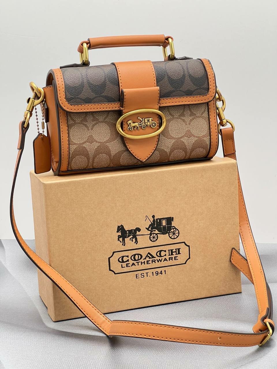 Купить Сумка кросс-боди Coach за 5800р. с доставкой