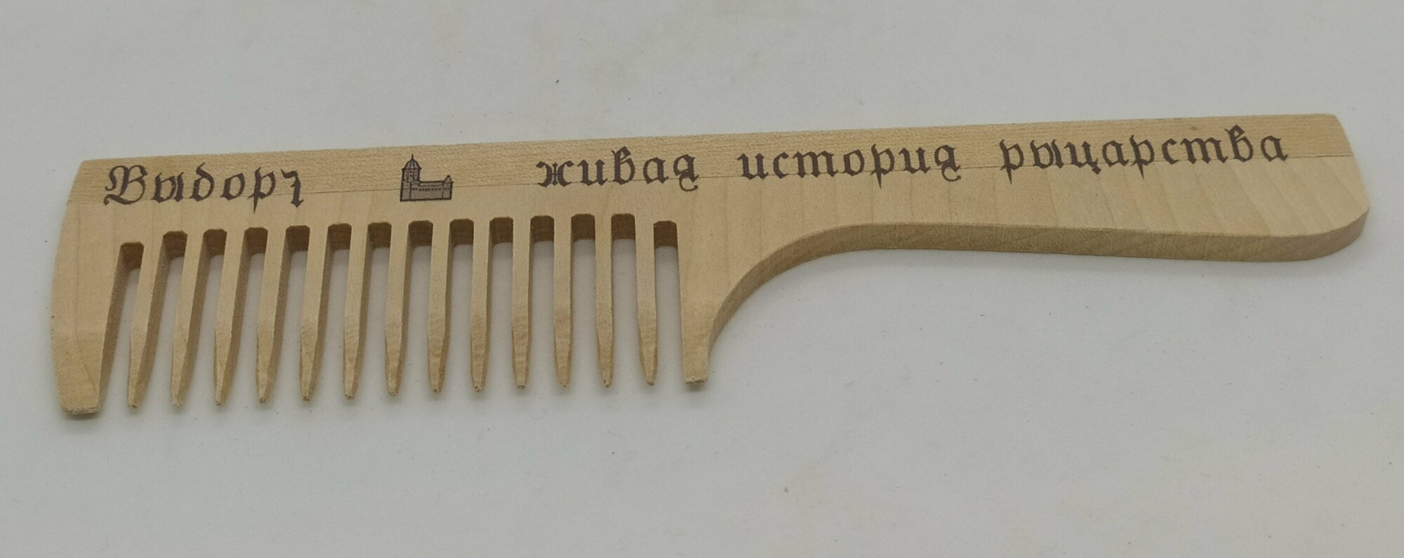 фото Расческа деревянная "выборг"