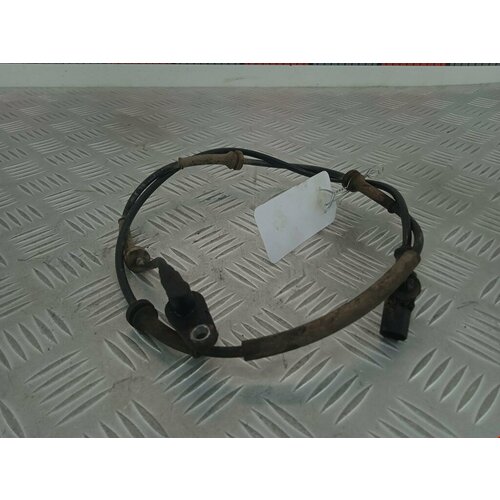 Датчик ABS задний Land Rover Discovery 3 SSB500102 арт1504418 7120₽