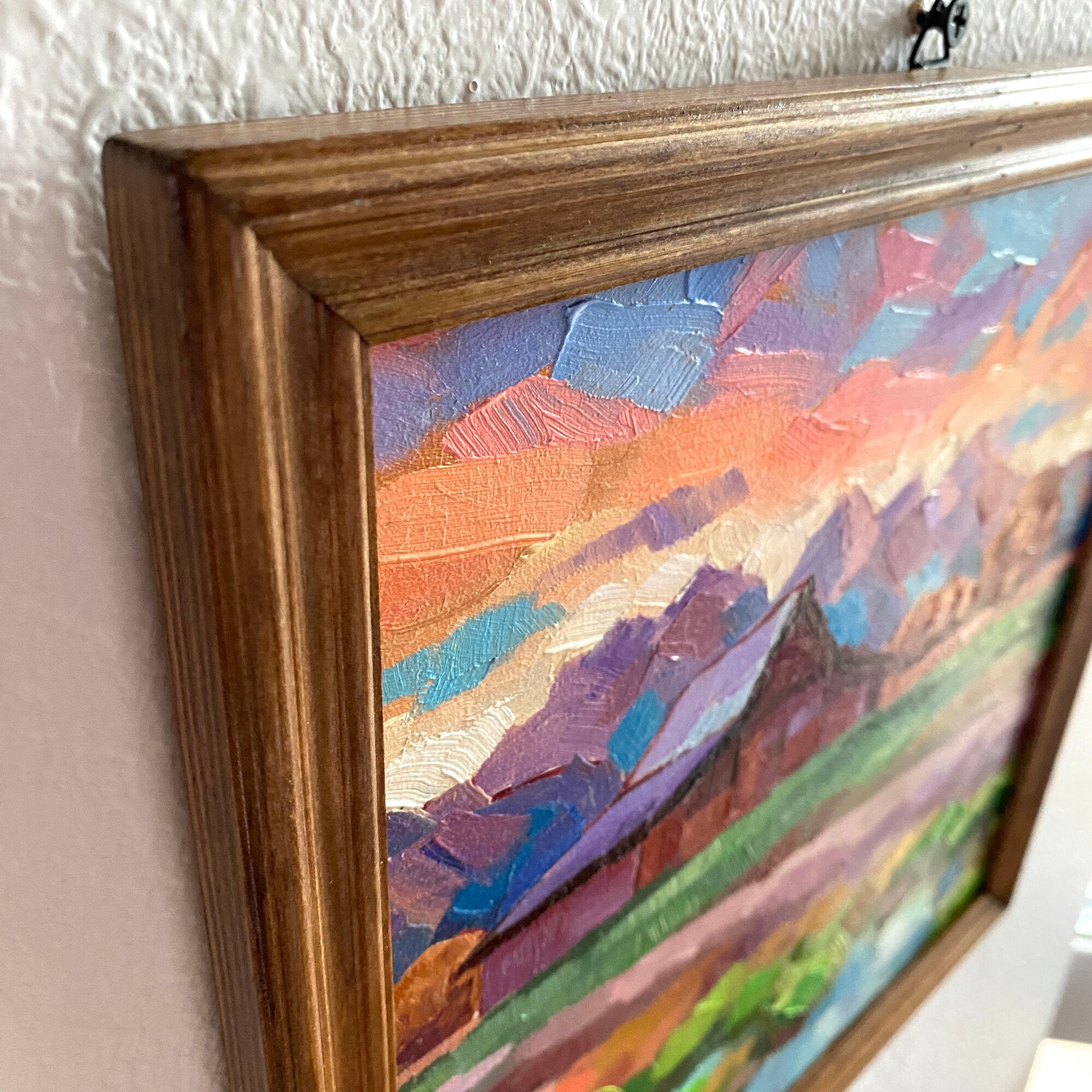 Сельский пейзаж картина маслом в раме ручной работы 28х28см настоящая живопись горы поля река