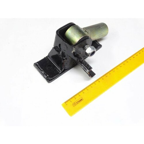 Кронштейн штанги стабилизатора /УАЗ-3741,3962/ в сб. прав.(с наконечником)