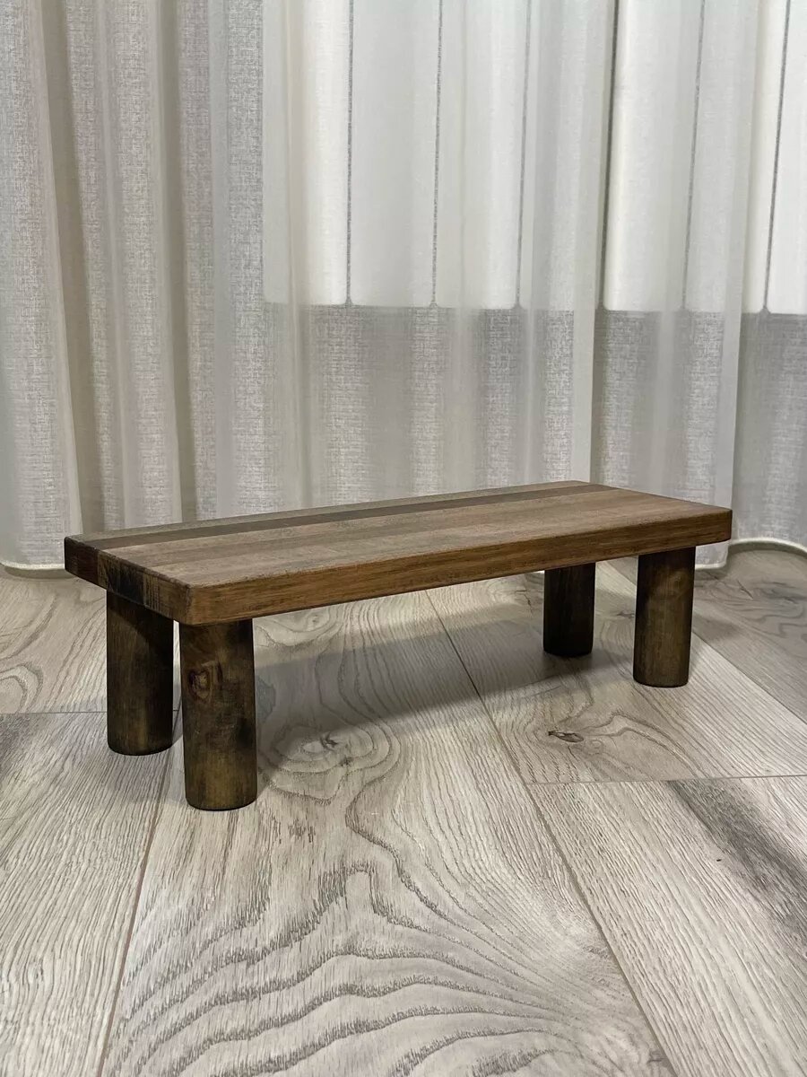 Подставка под ноги из натурального бука темная40*15*12 круглые ножки