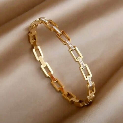 фото Жесткий браслет, циркон, swarovski zirconia, 1 шт., размер 6 см, диаметр 6 см, белый, бесцветный sorona jewelry