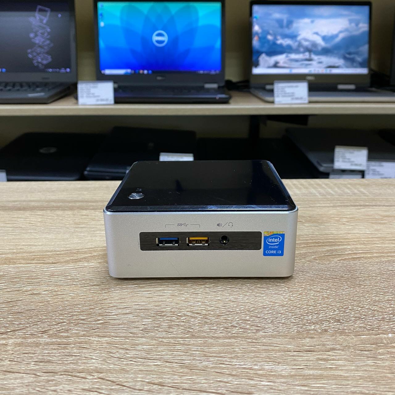 Неттоп Intel NUC Intel Core i3 5010U x2/4 2.1GHz/DDR3 16Gb/SSD 512Gb/Intel HD Graphics 5500 [NUC5i3RYH]