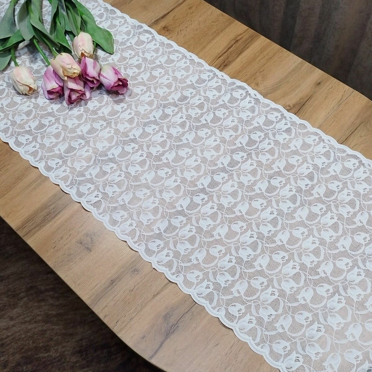 Салфетка-дорожка для стола "Ажур", ширина 50 см. Белая