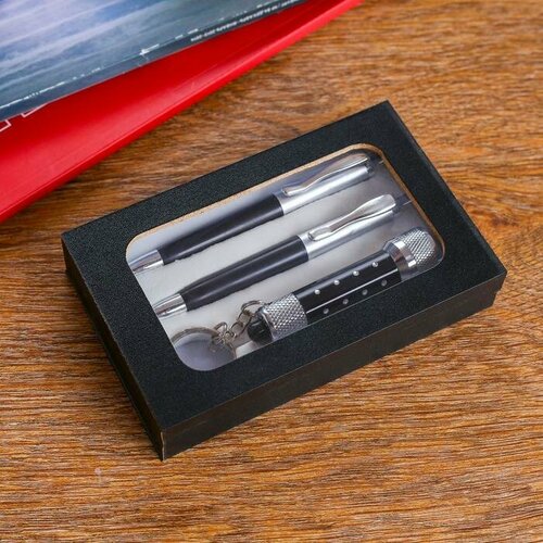 Набор подарочный 3в1 2 ручки фонарик черный 414₽