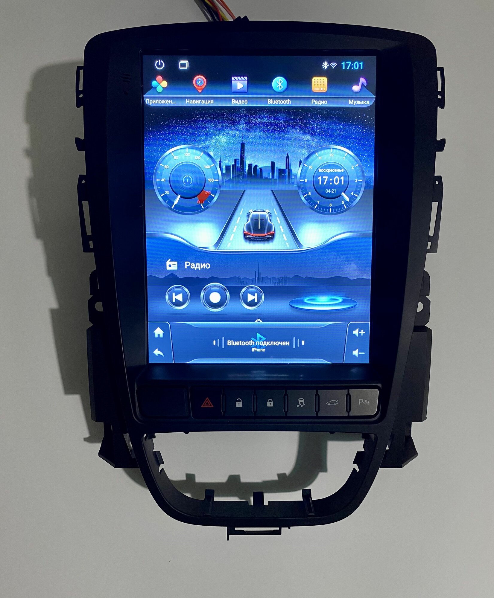 фото Магнитола для Opel Astra J в стиле Тесла 2/32GB IPS CarPlay